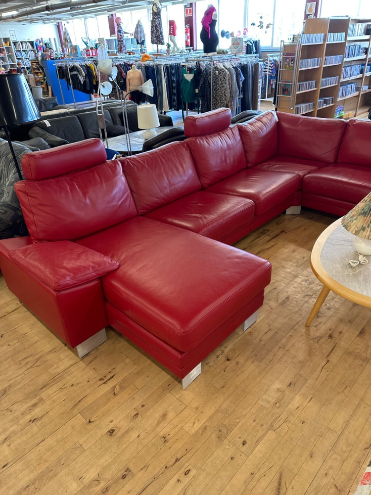 Rød lædersofa m/chassilon